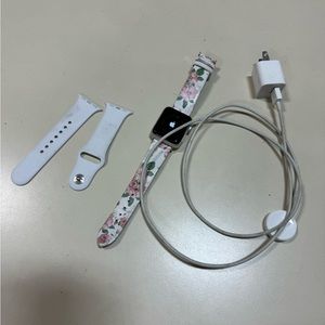 Apple Watch Series 3! Excellent condition! Minimal wear!